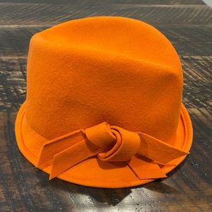 Orange wool Italian fedora hat barely worn